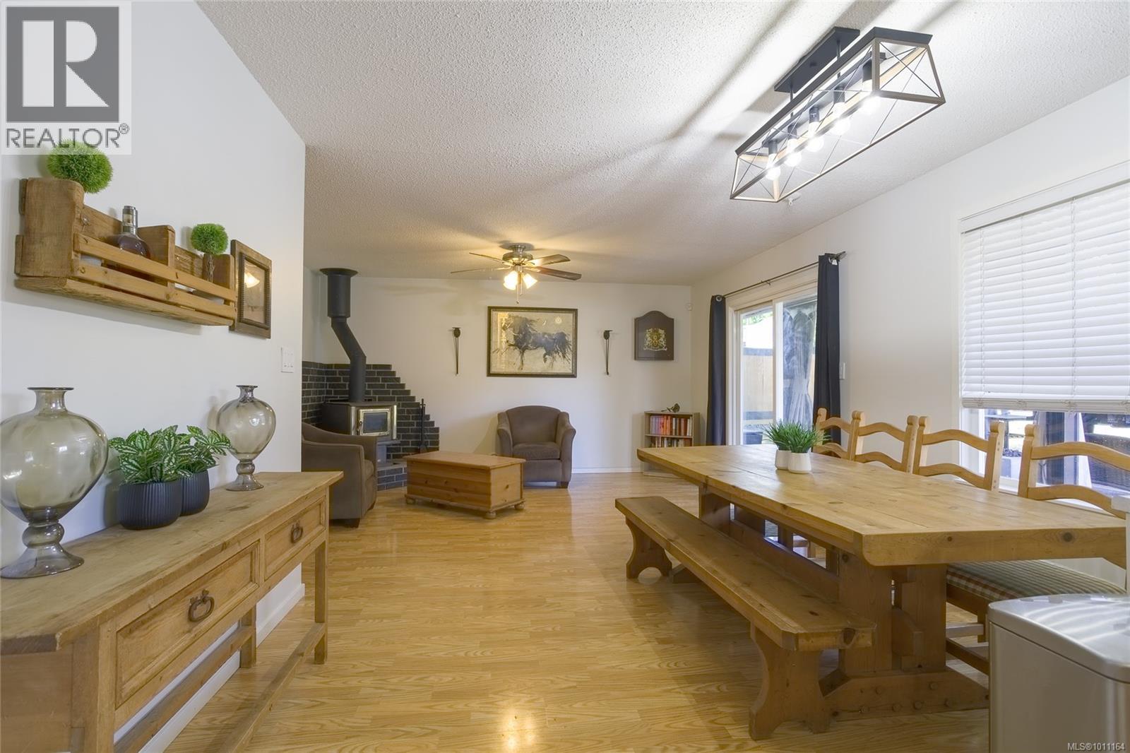 Photo 7 of 6144 Edgehill Pl, Duncan BC