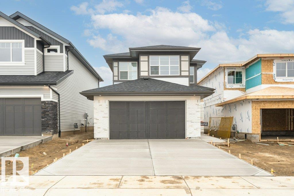 Photo 3 of 3947 Wren Lo Nw, Edmonton AB