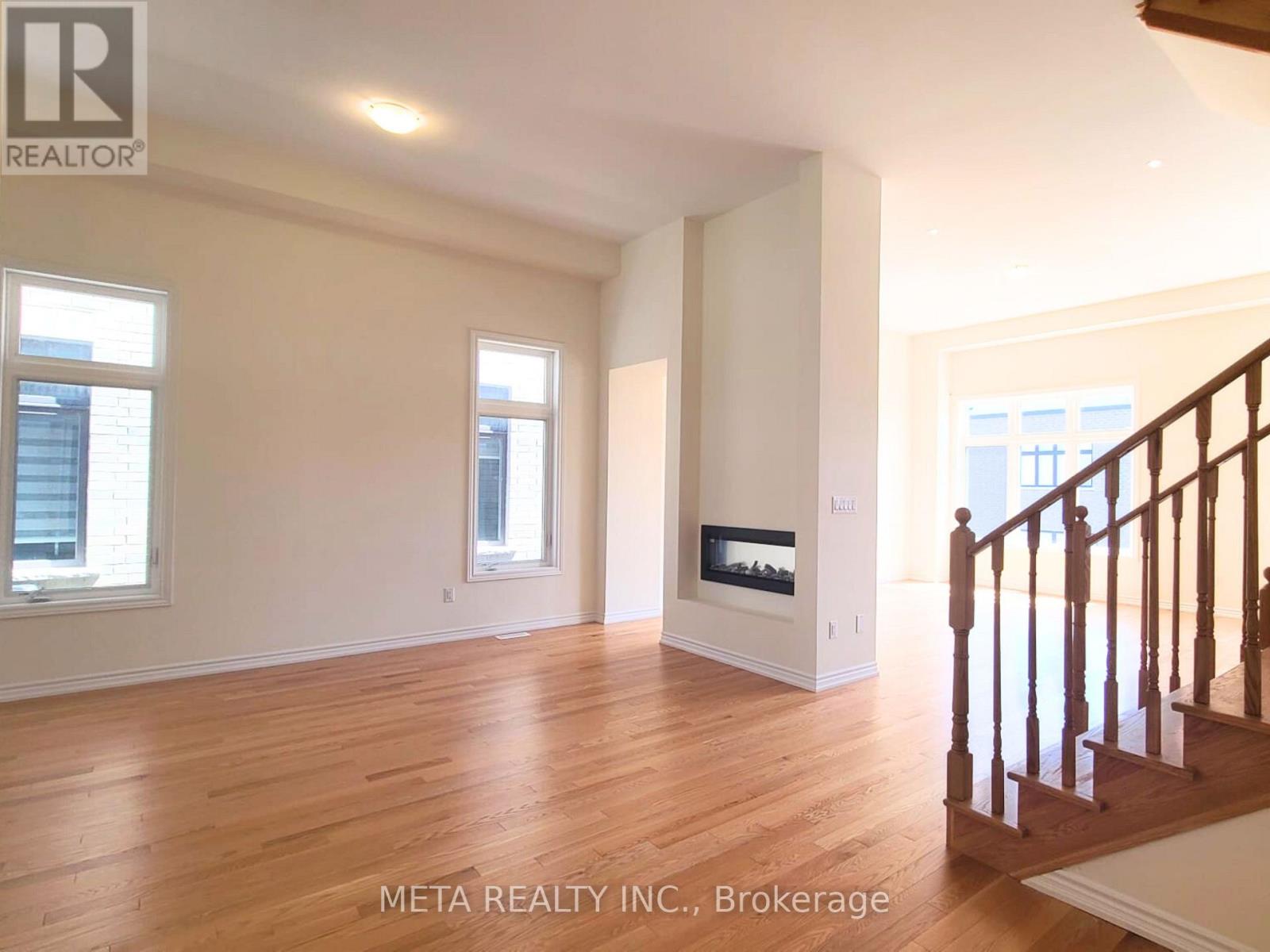 Photo 6 of 1211 Wilmington Avenue, Oshawa ON