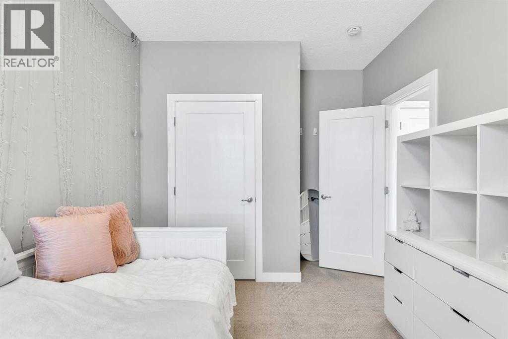 Single Family House for Sale in  Walgrove Terrace SE Walden Calgary 