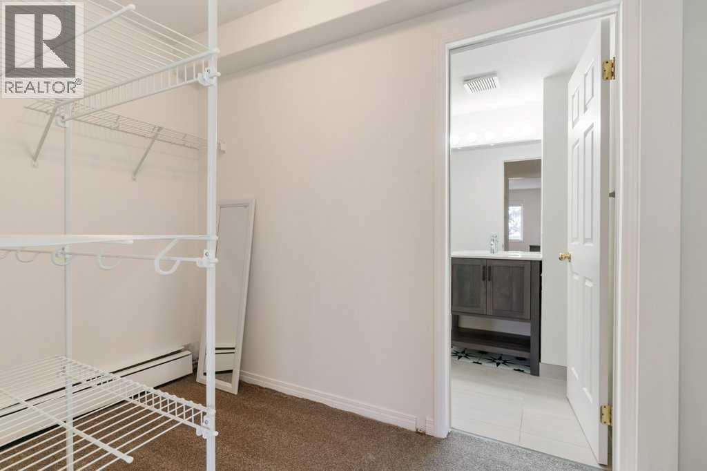 Single Family House for Sale in    Avenue SW Mission Calgary 