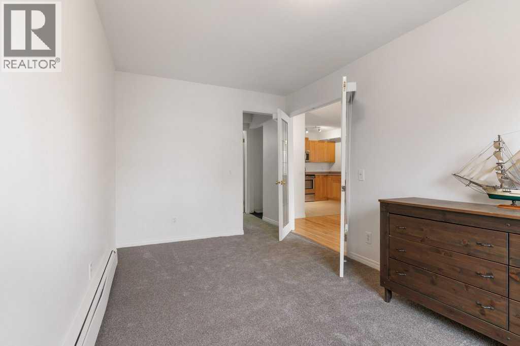Single Family House for Sale in    Avenue SW Mission Calgary 