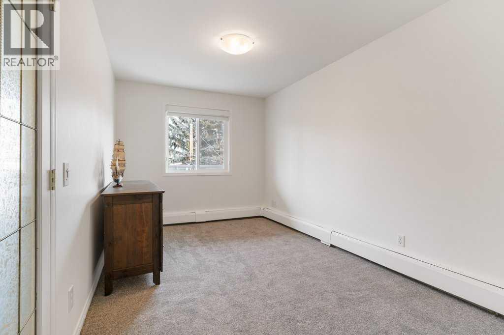 Single Family House for Sale in    Avenue SW Mission Calgary 
