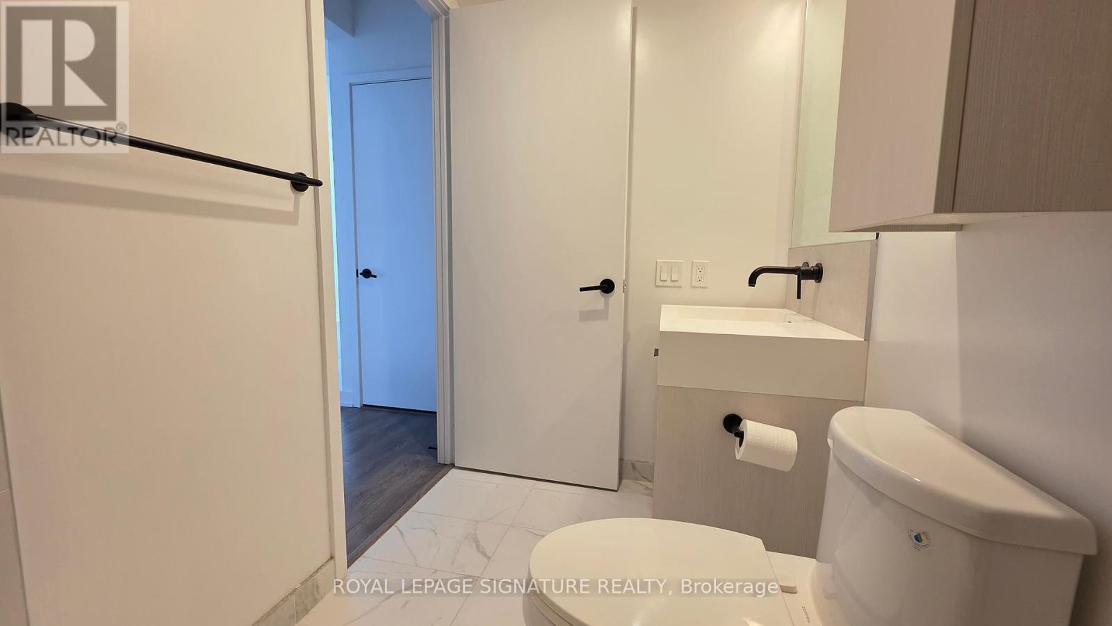 Photo 16 of 3501 108 Peter Street, Toronto ON