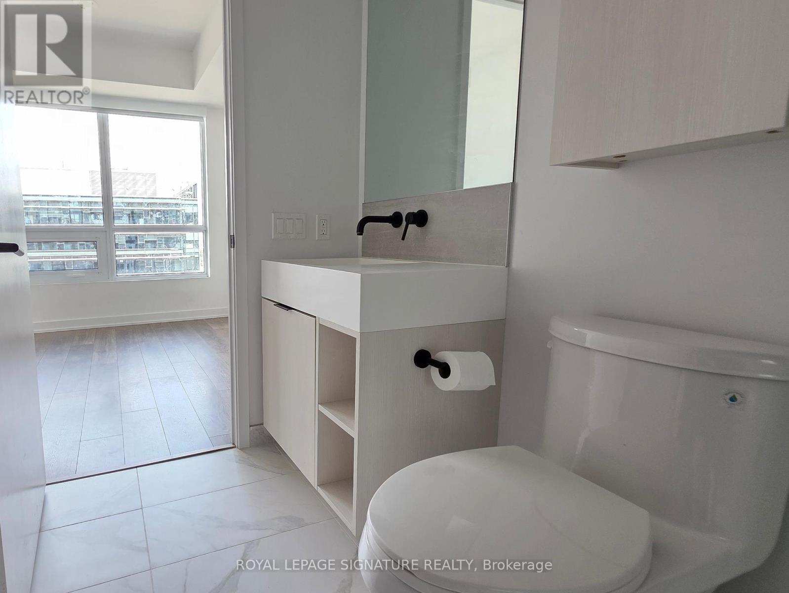 Photo 8 of 3501 108 Peter Street, Toronto ON