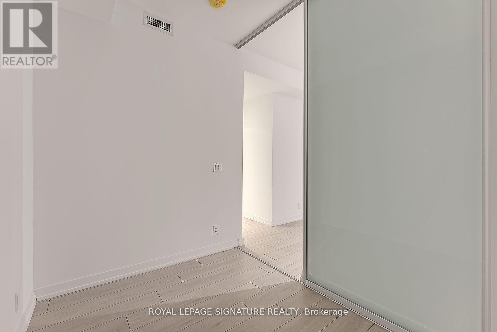 Photo 14 of 522 55 Mercer Street, Toronto ON