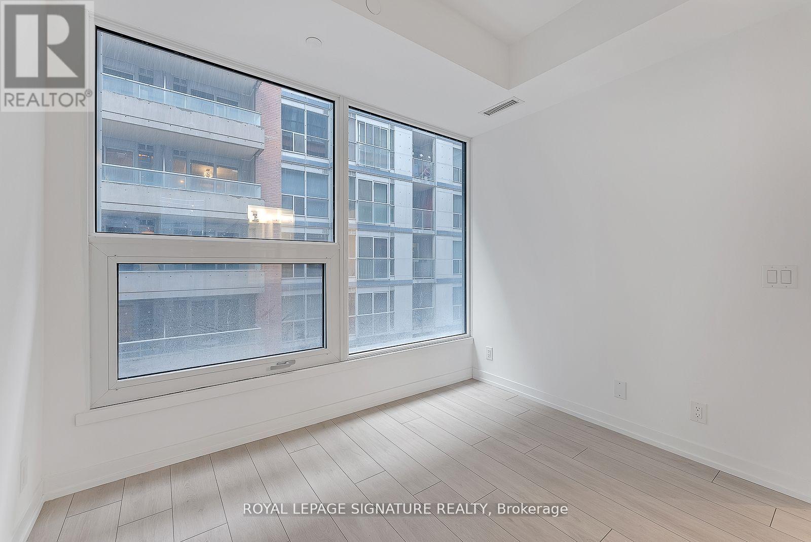 Photo 16 of 522 55 Mercer Street, Toronto ON