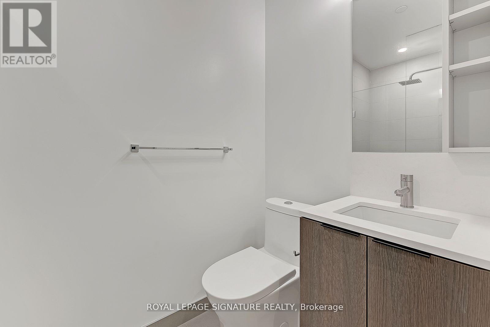 Photo 20 of 522 55 Mercer Street, Toronto ON