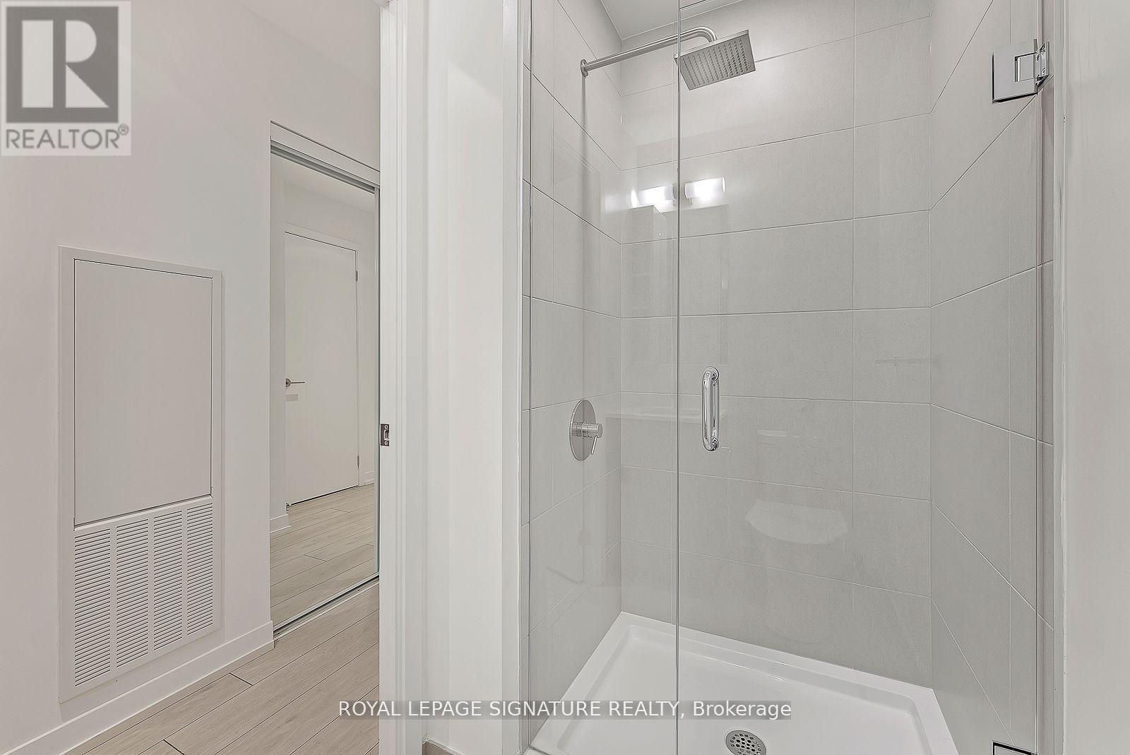 Photo 21 of 522 55 Mercer Street, Toronto ON