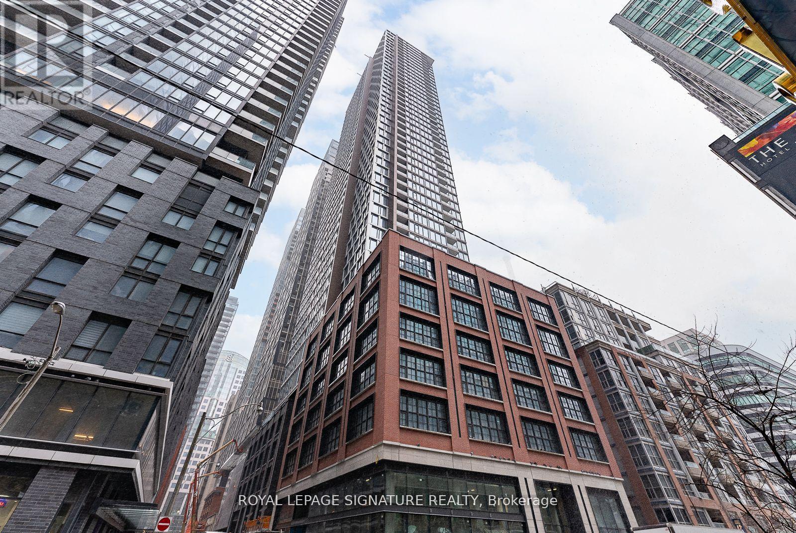 Photo 25 of 522 55 Mercer Street, Toronto ON