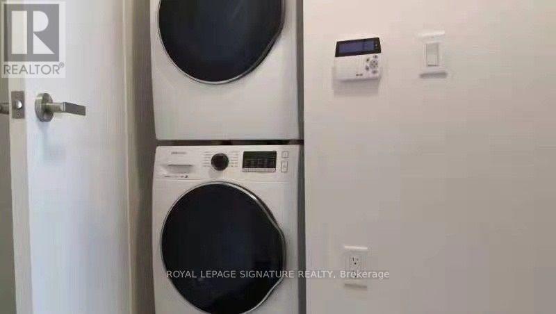Photo 10 of 3605 195 Redpath Avenue, Toronto ON