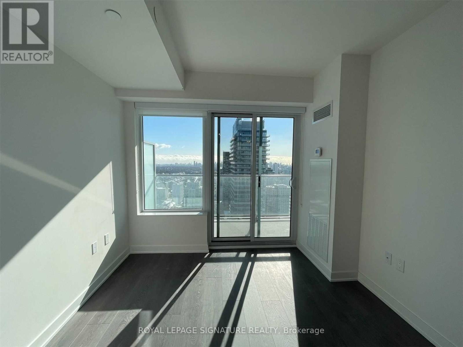 Photo 3 of 3605 195 Redpath Avenue, Toronto ON