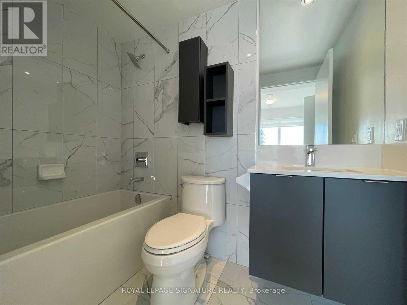 Photo 9 of 3605 195 Redpath Avenue, Toronto ON
