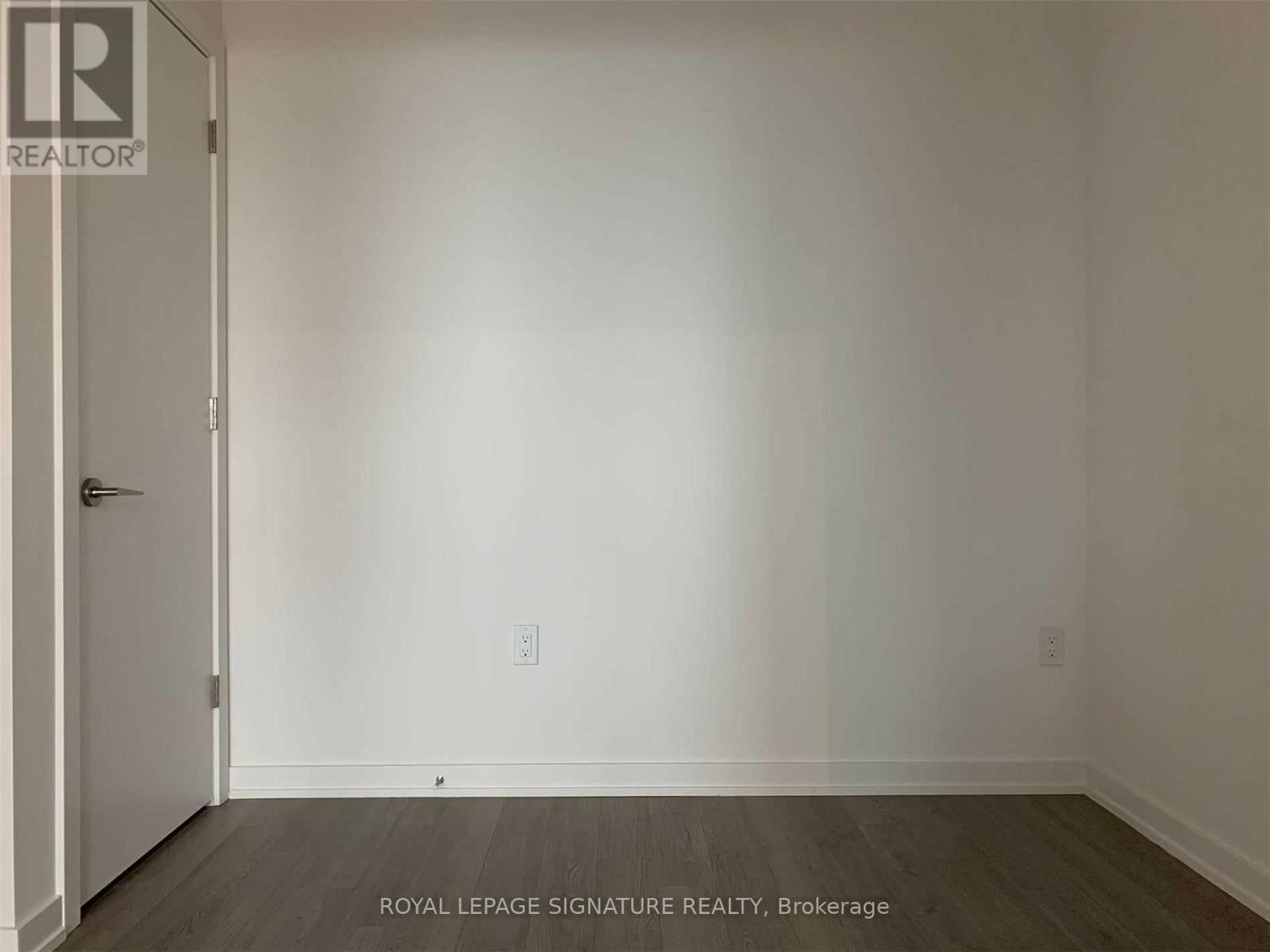 Photo 10 of 407 50 Power Street, Toronto ON