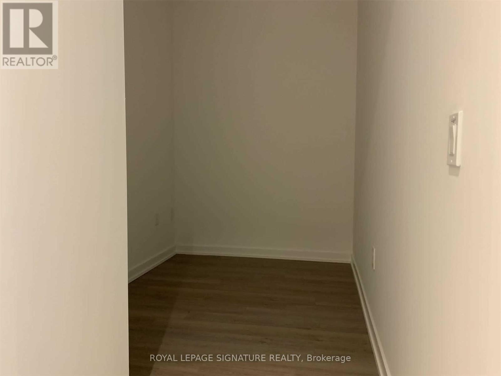 Photo 5 of 407 50 Power Street, Toronto ON