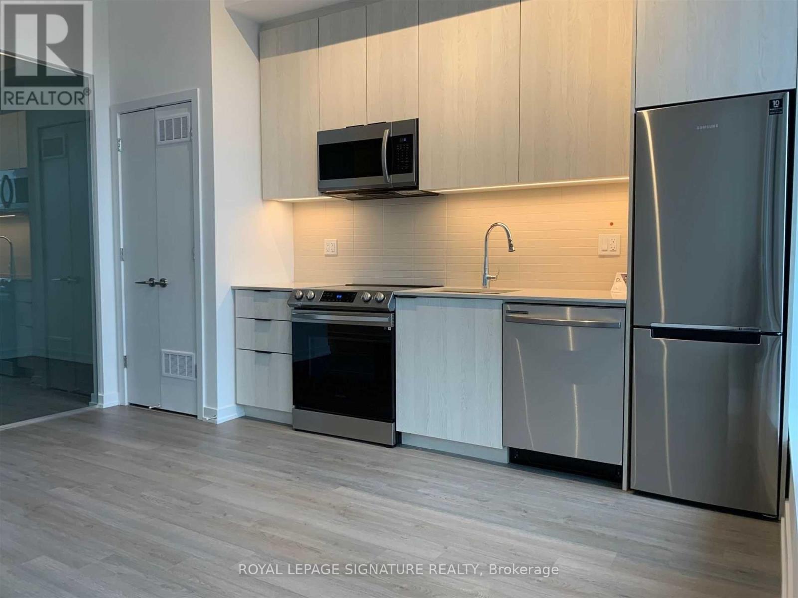 Photo 6 of 407 50 Power Street, Toronto ON