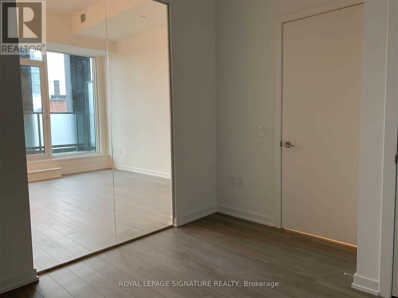Photo 8 of 407 50 Power Street, Toronto ON
