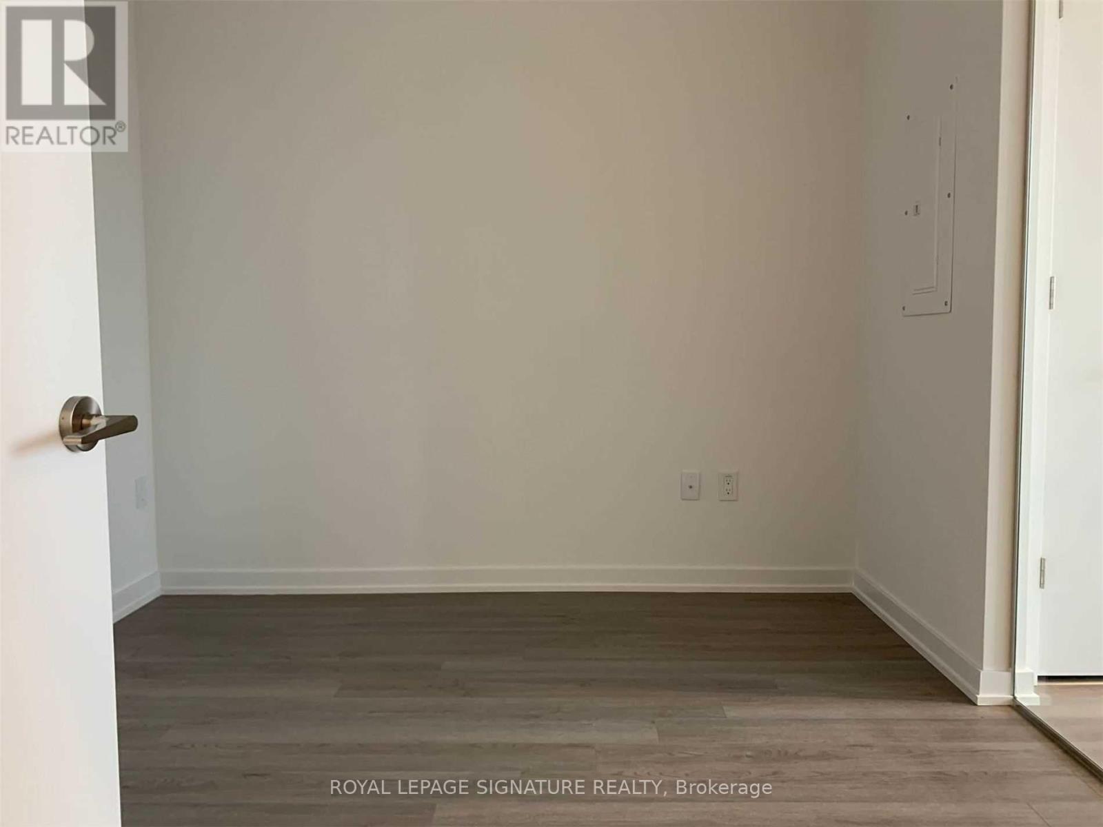Photo 9 of 407 50 Power Street, Toronto ON