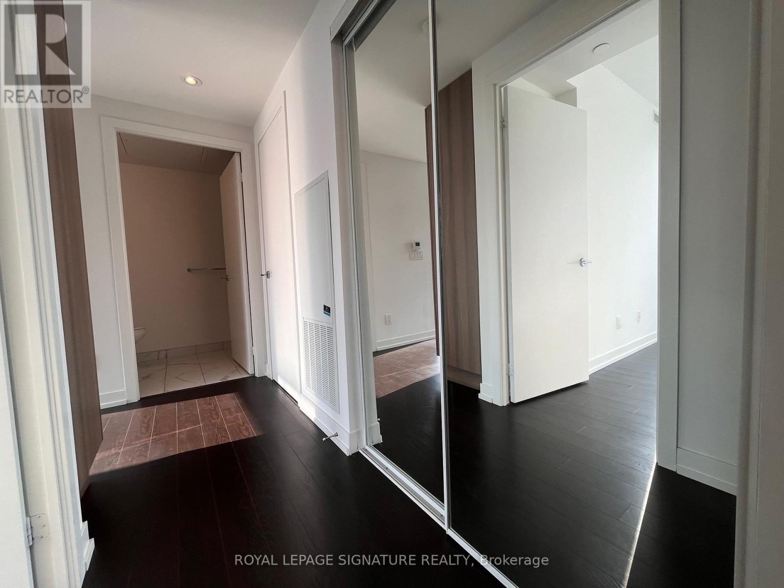 Photo 12 of 1806 85 Wood Street, Toronto ON