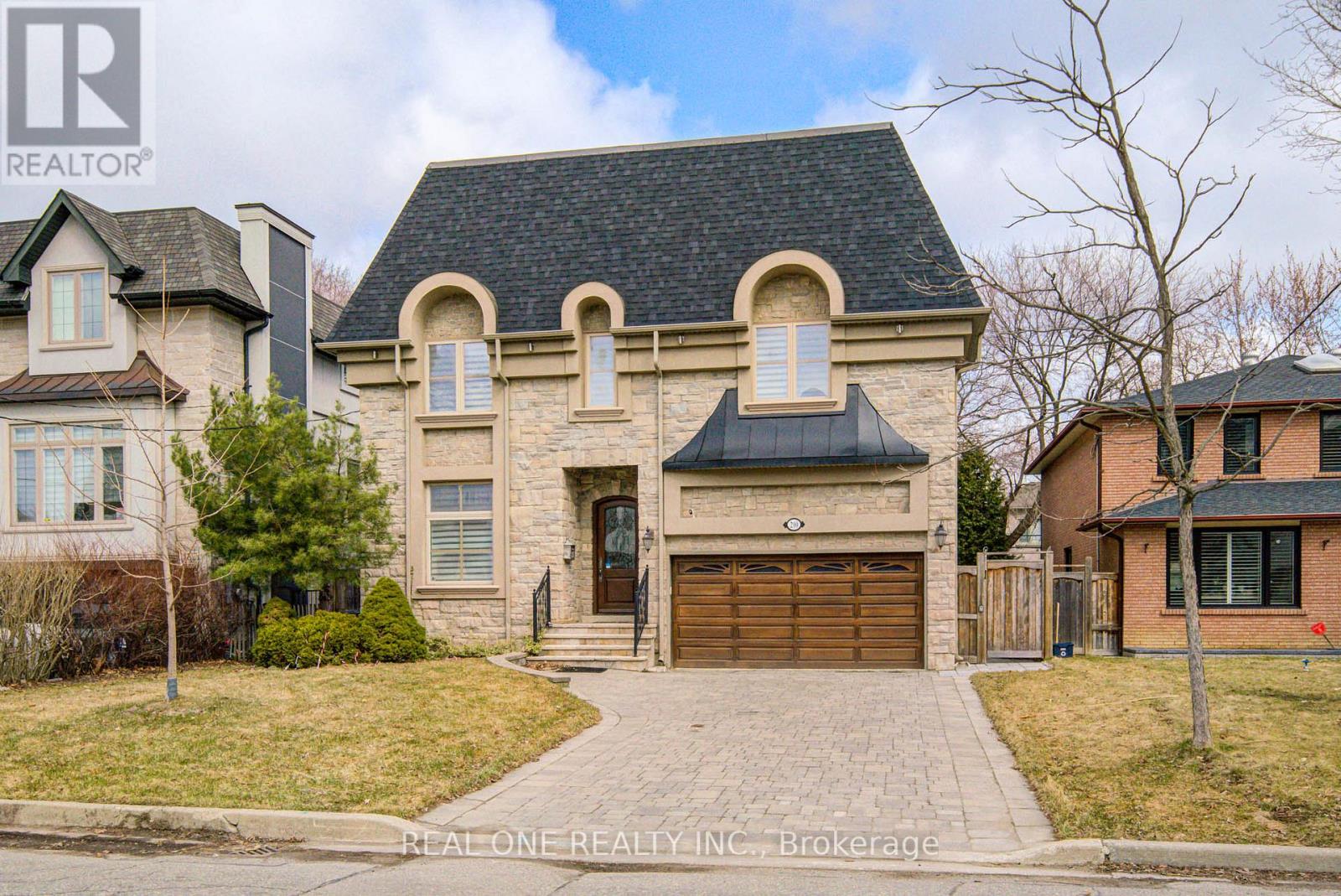 Photo 1 of 210 Maplehurst Avenue, Toronto ON