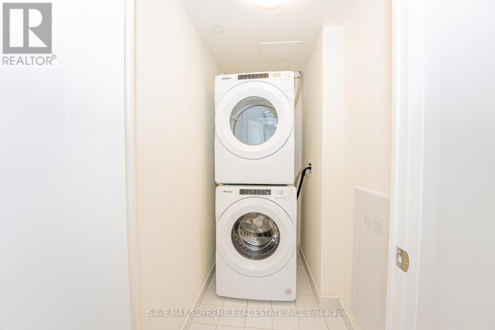 Photo 22 of 1716 8960 Jane Street, Vaughan ON