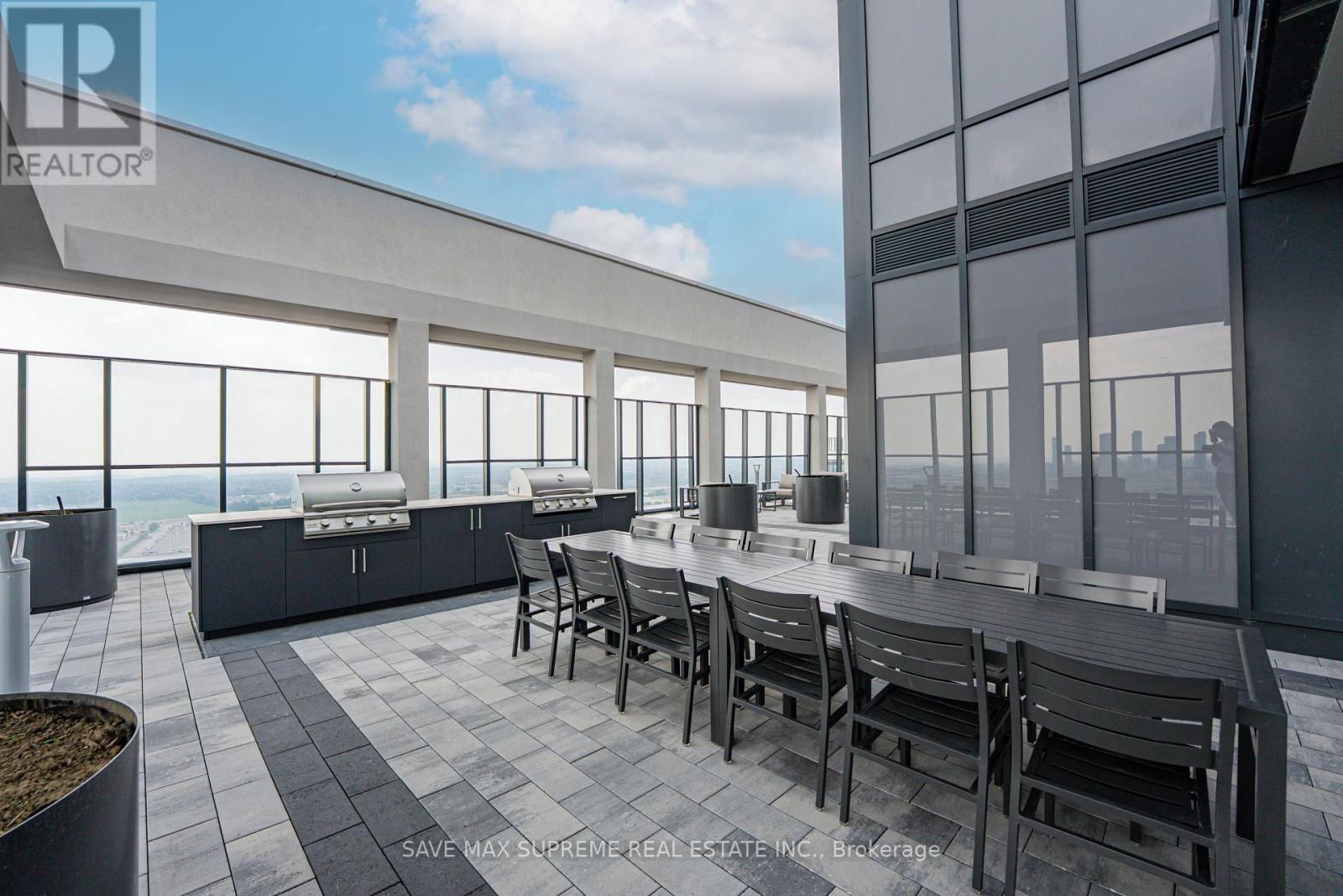 Photo 27 of 1716 8960 Jane Street, Vaughan ON
