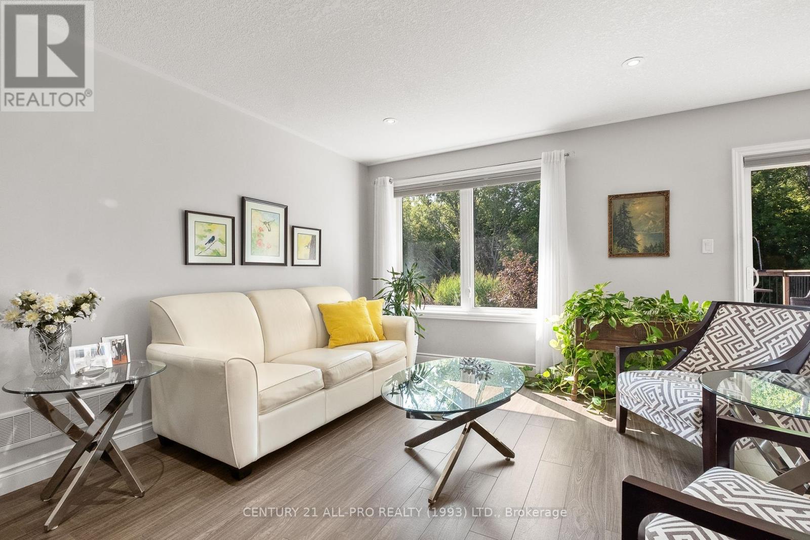 Photo 20 of 76 Royal Gala Drive, Brighton ON