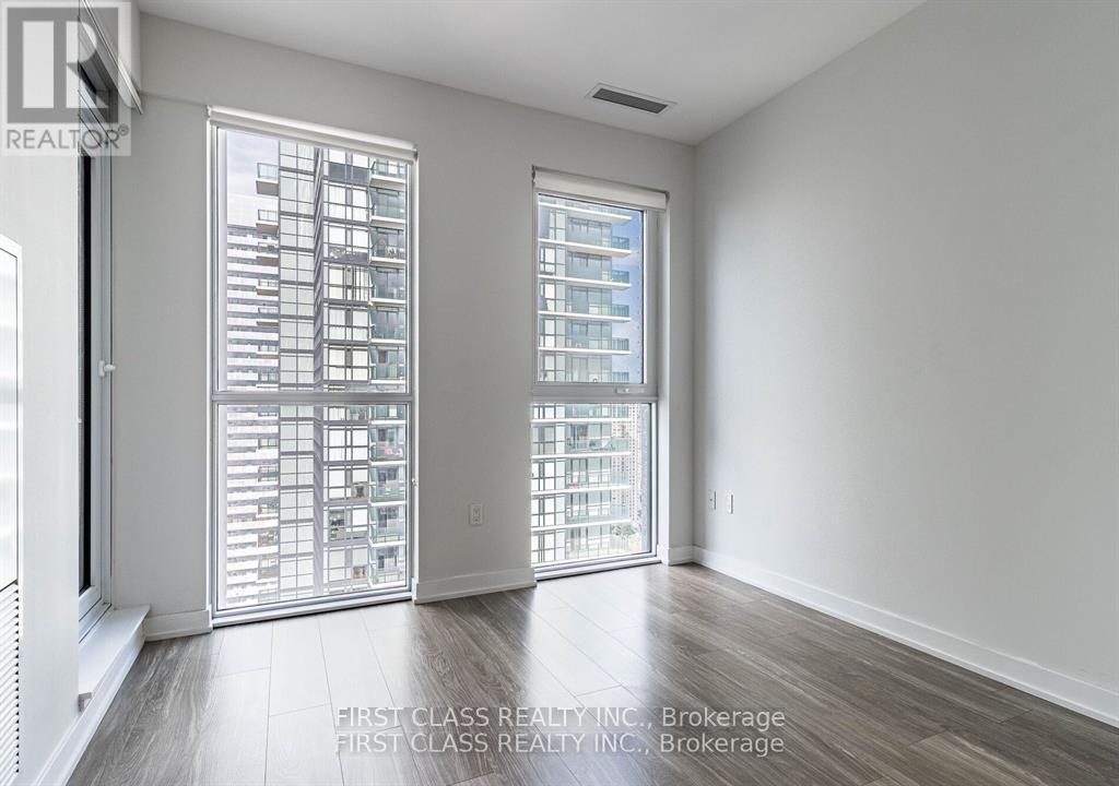 Photo 5 of 3216 4055 Parkside Village Drive, Mississauga ON
