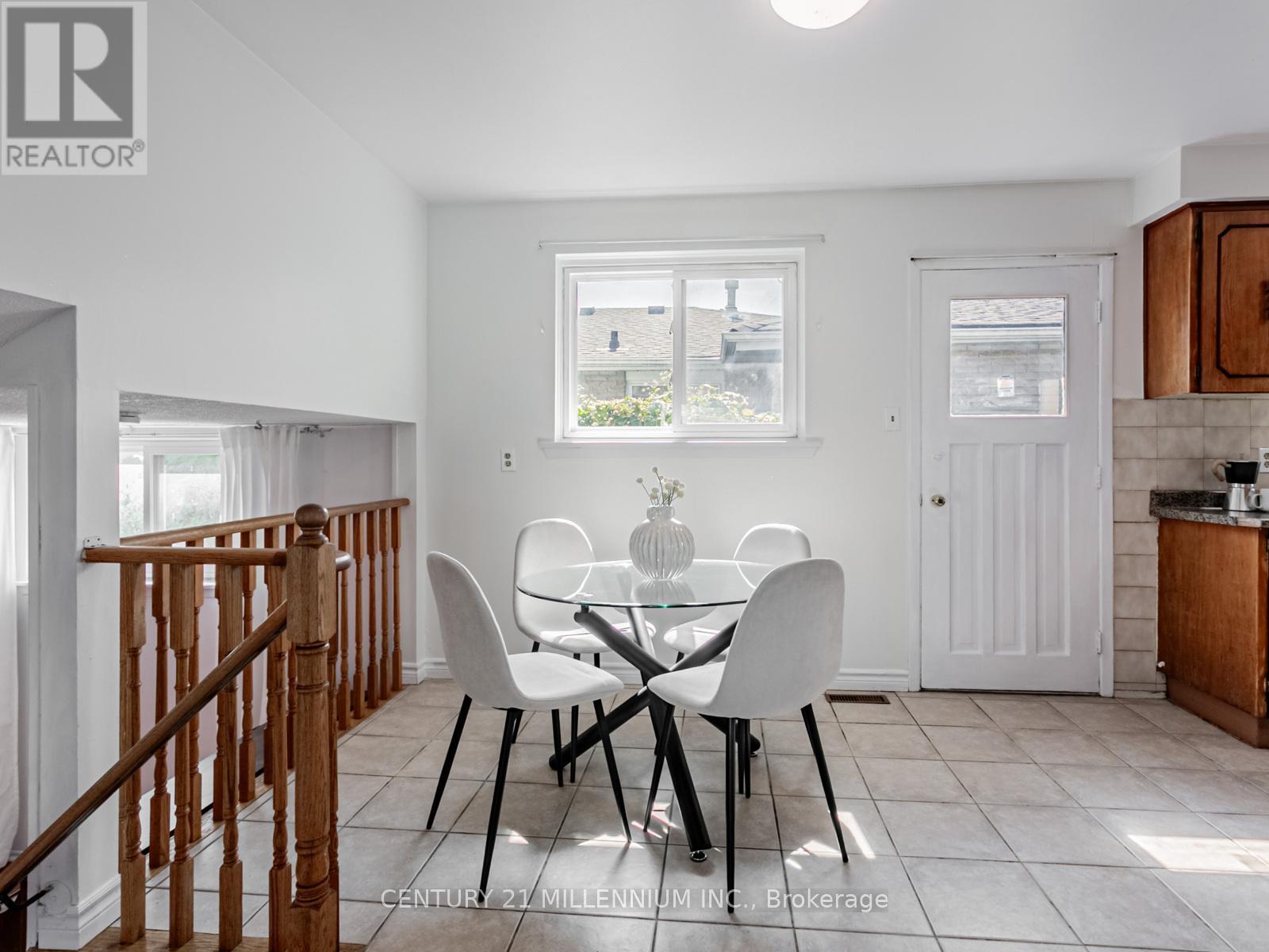 Photo 18 of 986 Mcbride Avenue, Mississauga ON