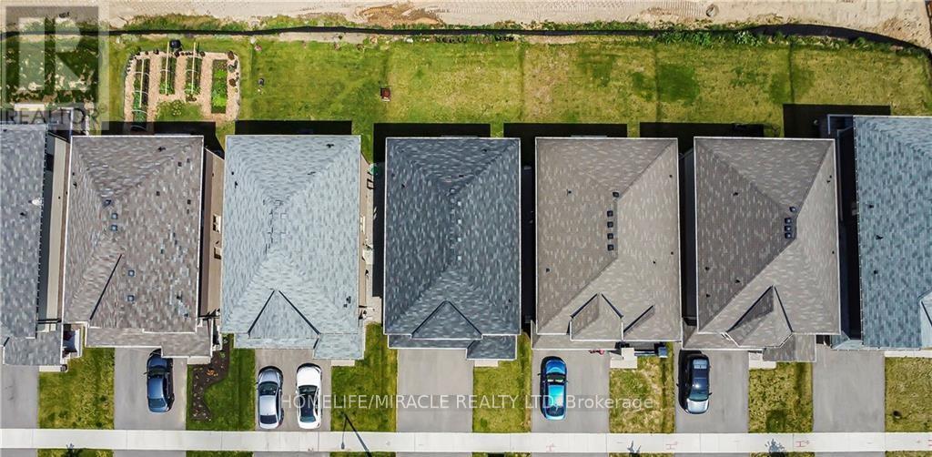 Photo 9 of 16 Scenic Ridge Gate, Brant ON