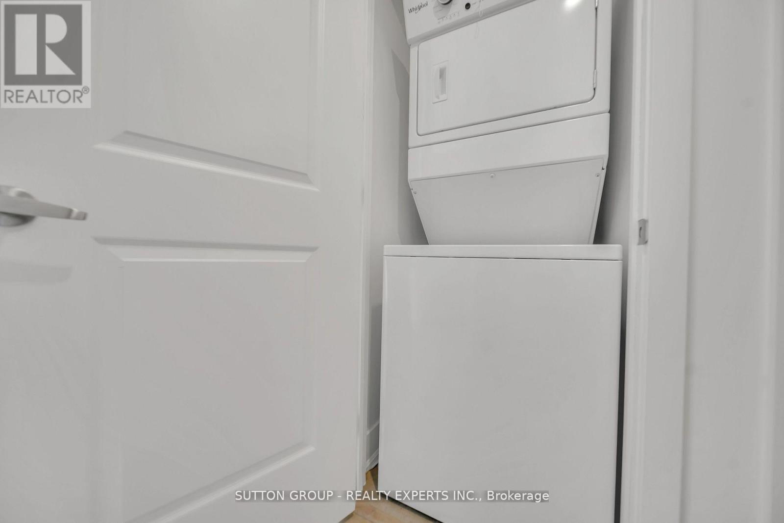 Photo 31 of 826 401 Shellard Lane, Brantford ON