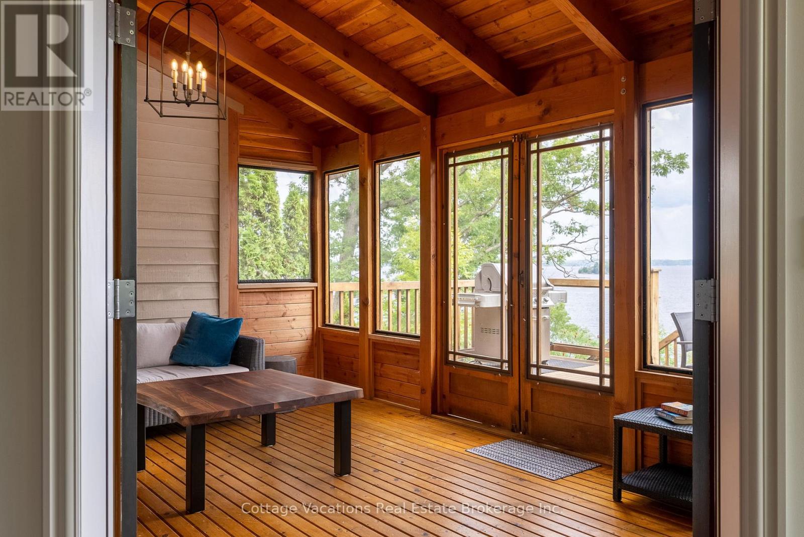 Photo 7 of 1016 Lawland Heights Road, Gravenhurst ON