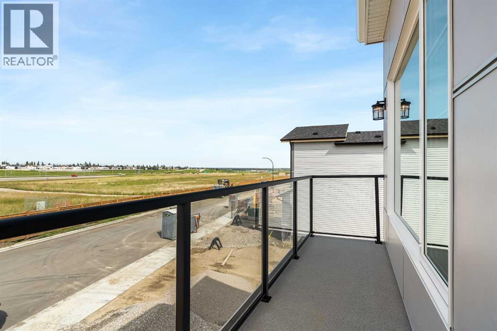 Single Family House 4 Level for Sale in  Silver Spruce Court SW Silverado Calgary 