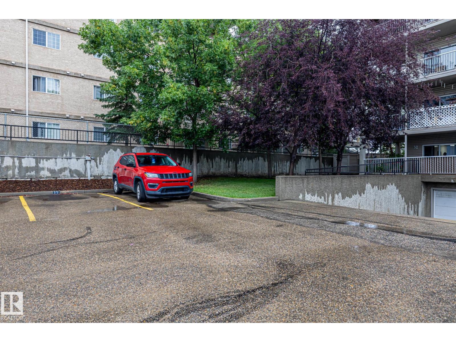 Photo 28 of 308 12550 140 Av Nw, Edmonton AB