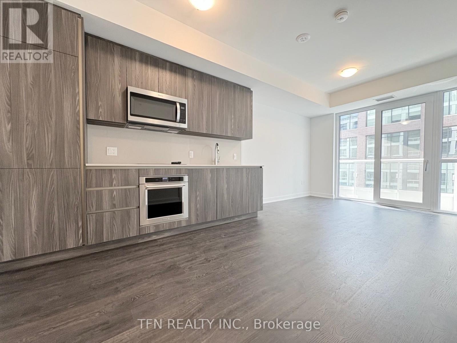 Photo 1 of 826 15 Richardson Street, Toronto ON