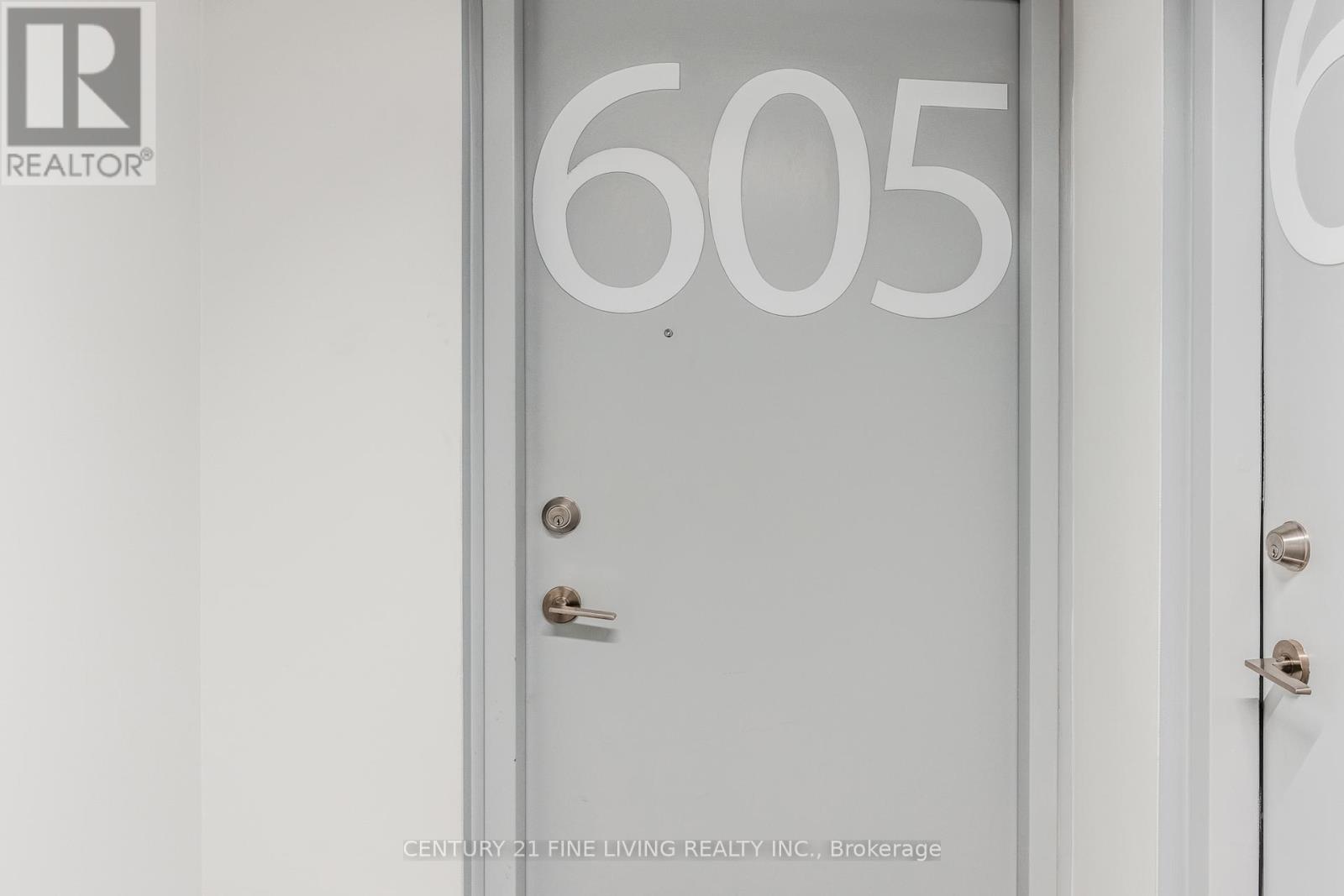 Photo 23 of 605 32 Trolley Crescent, Toronto ON