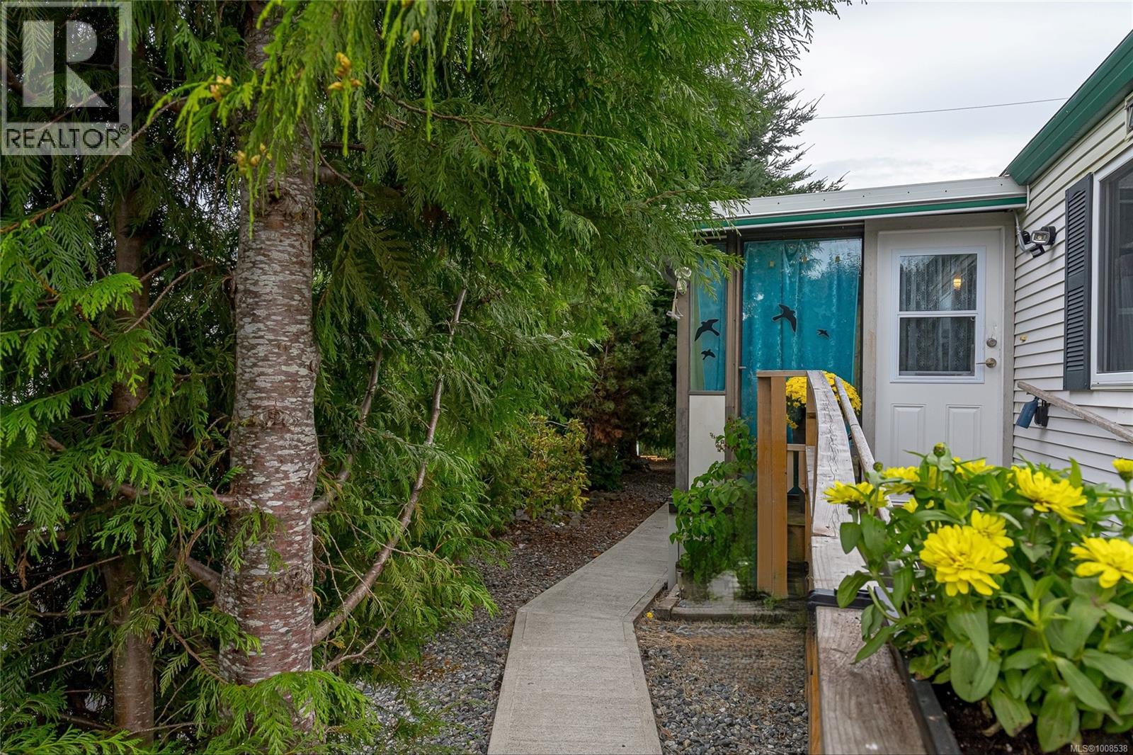 Photo 2 of 52 10980 Westdowne Rd, Ladysmith BC