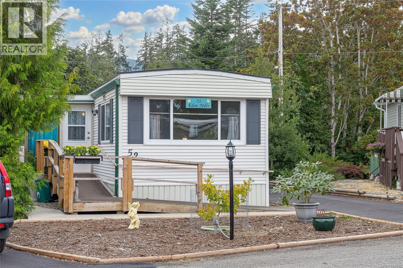 Photo 20 of 52 10980 Westdowne Rd, Ladysmith BC