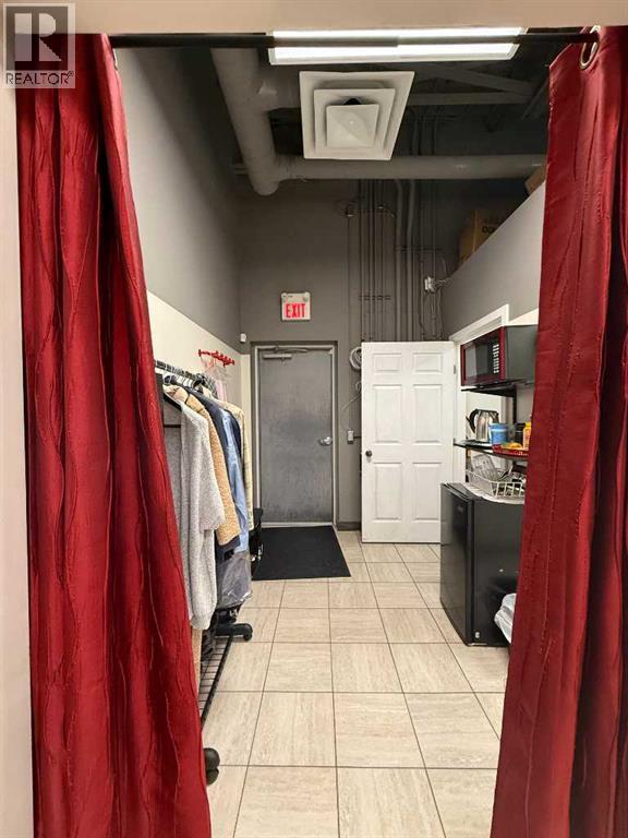 Photo 10 of 123 Alterations Lane Nw, Calgary AB