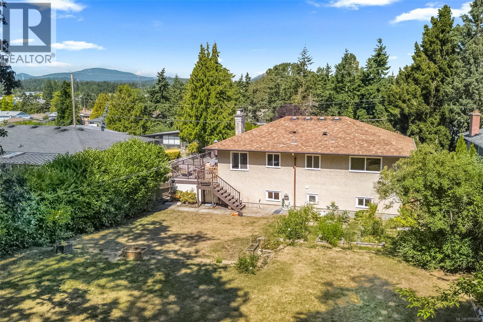 Photo 62 of 765 Lily Ave, Saanich BC