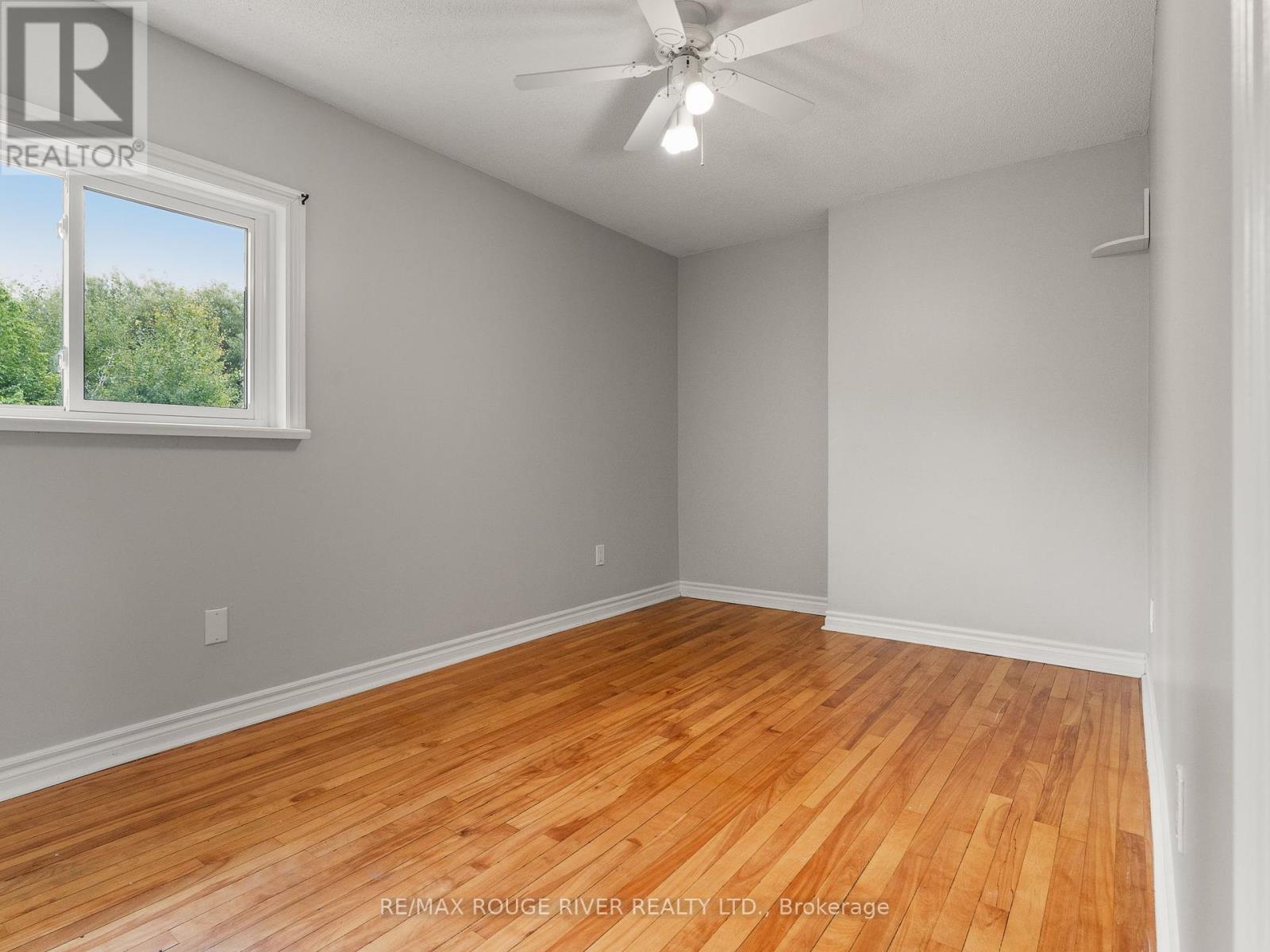 Photo 16 of 412 Alexandria Drive, Cobourg ON