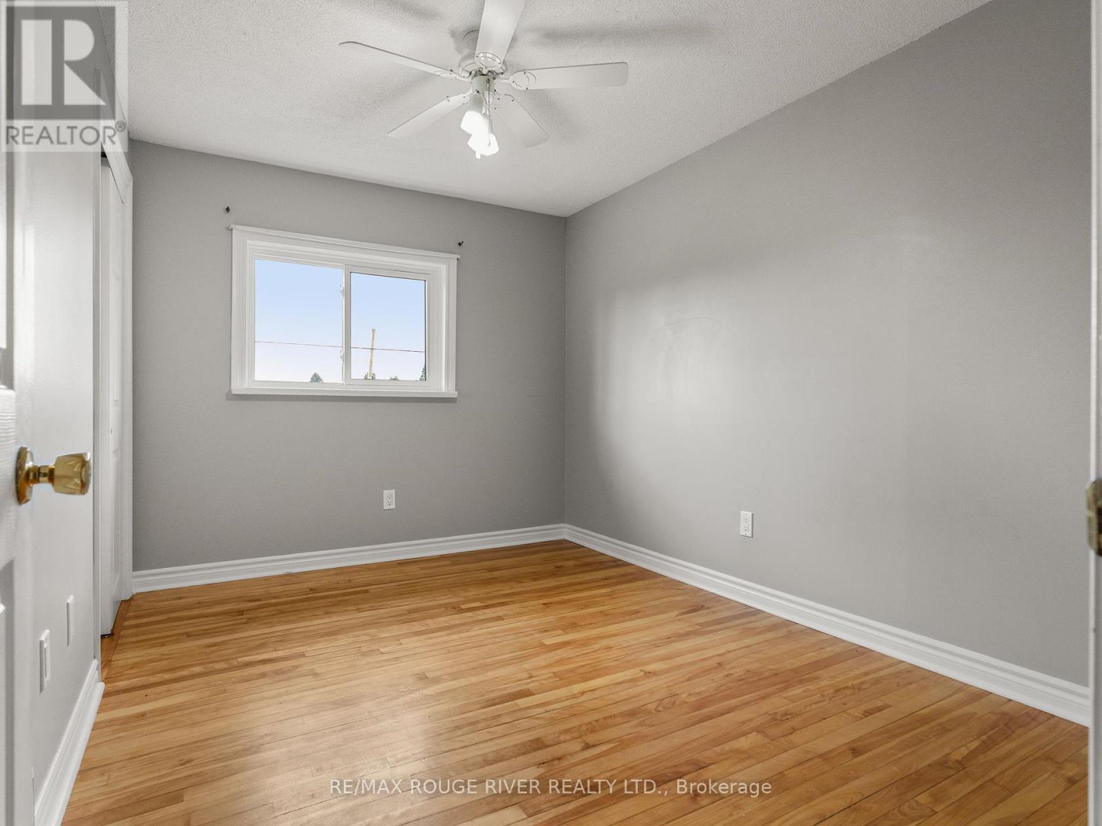 Photo 19 of 412 Alexandria Drive, Cobourg ON
