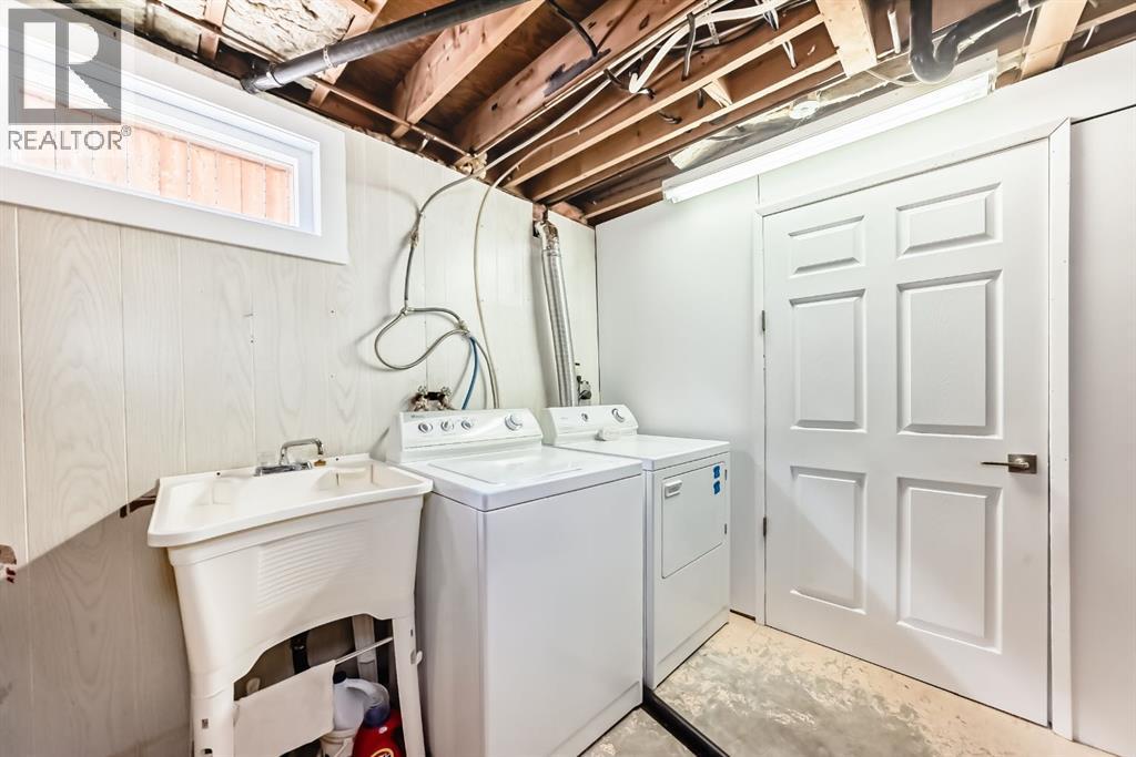 Single Family House Bungalow for Sale in  Penswood Place SE Penbrooke Meadows Calgary 