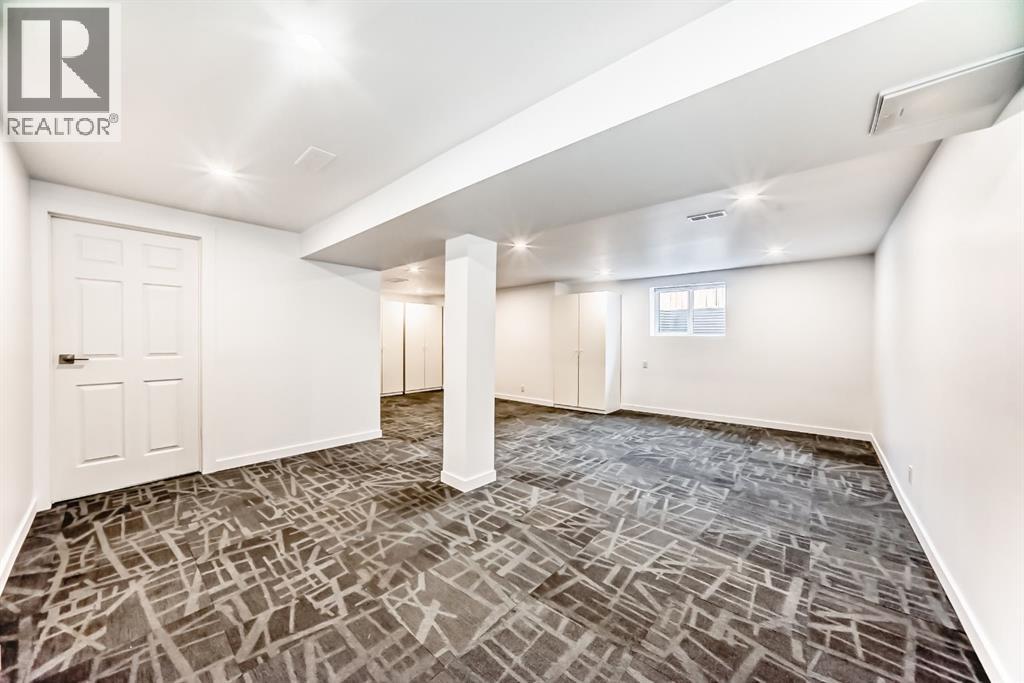 Single Family House Bungalow for Sale in  Penswood Place SE Penbrooke Meadows Calgary 