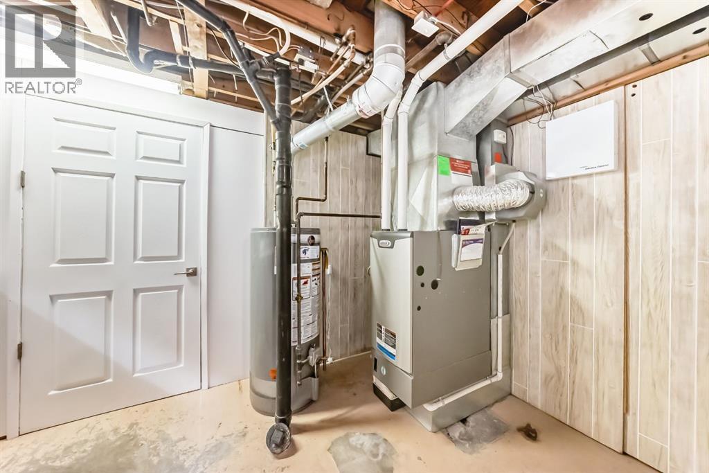Single Family House Bungalow for Sale in  Penswood Place SE Penbrooke Meadows Calgary 