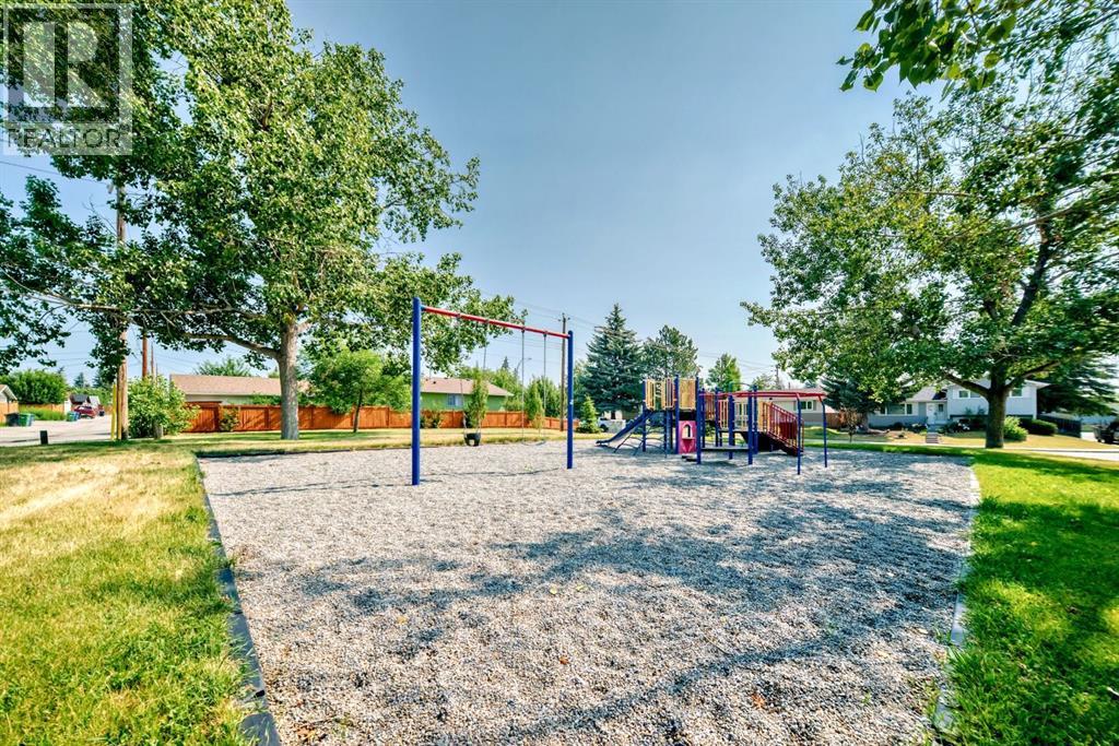 Single Family House Bungalow for Sale in  Penswood Place SE Penbrooke Meadows Calgary 