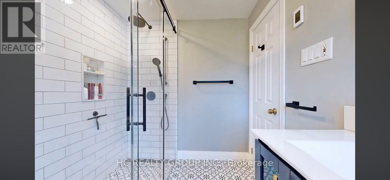 Photo 6 of 53 Treverton Drive, Toronto ON