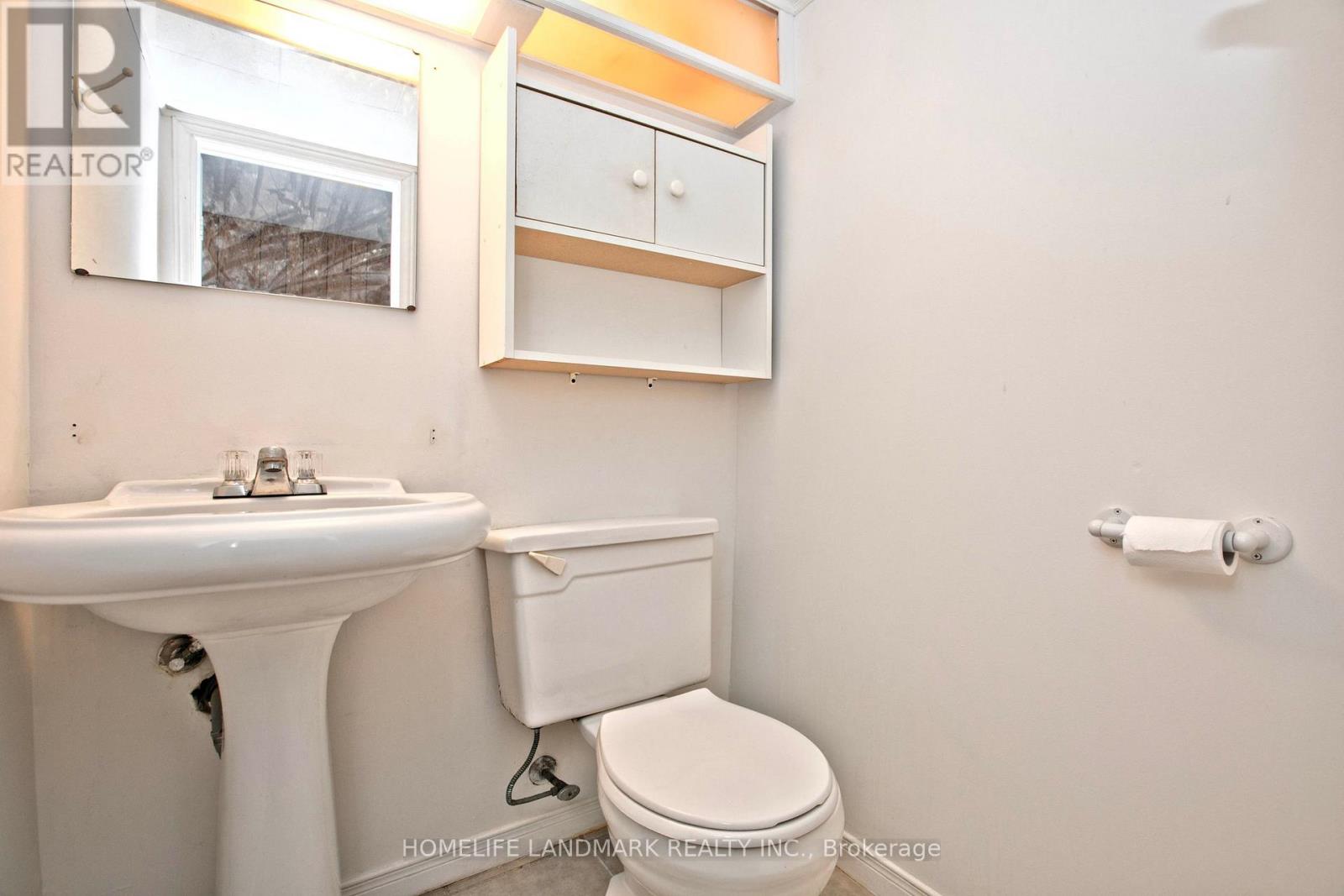 Photo 15 of 1806 John Street, Markham ON
