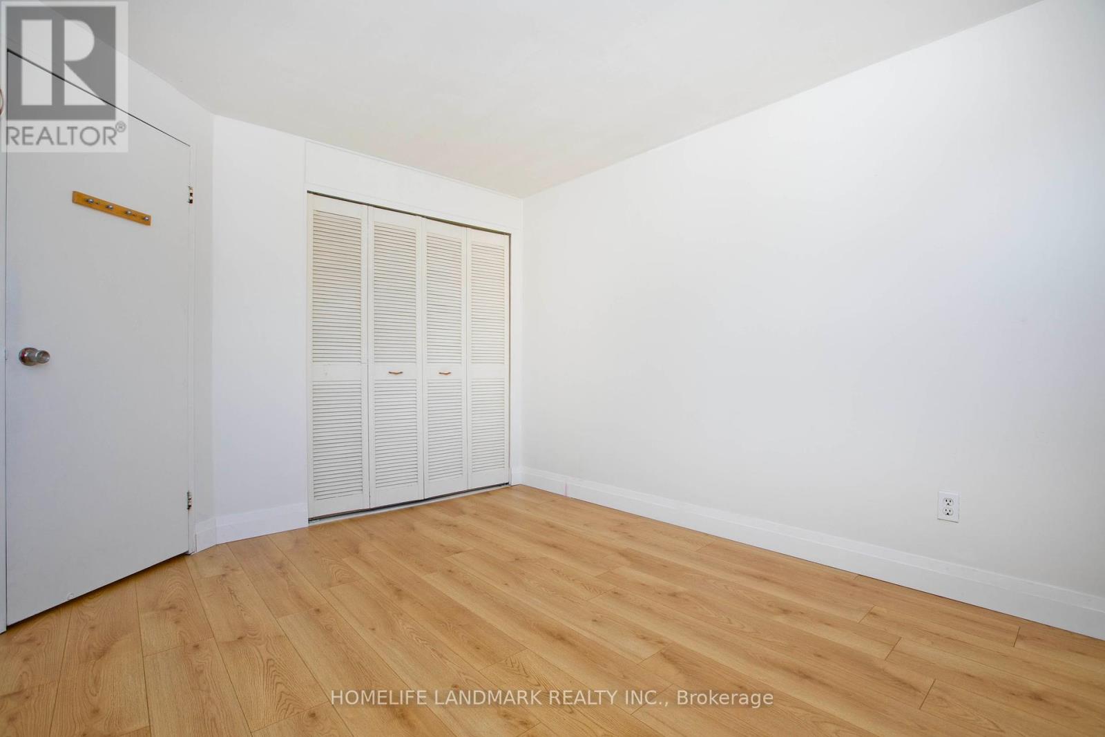 Photo 12 of 1806 John Street, Markham ON