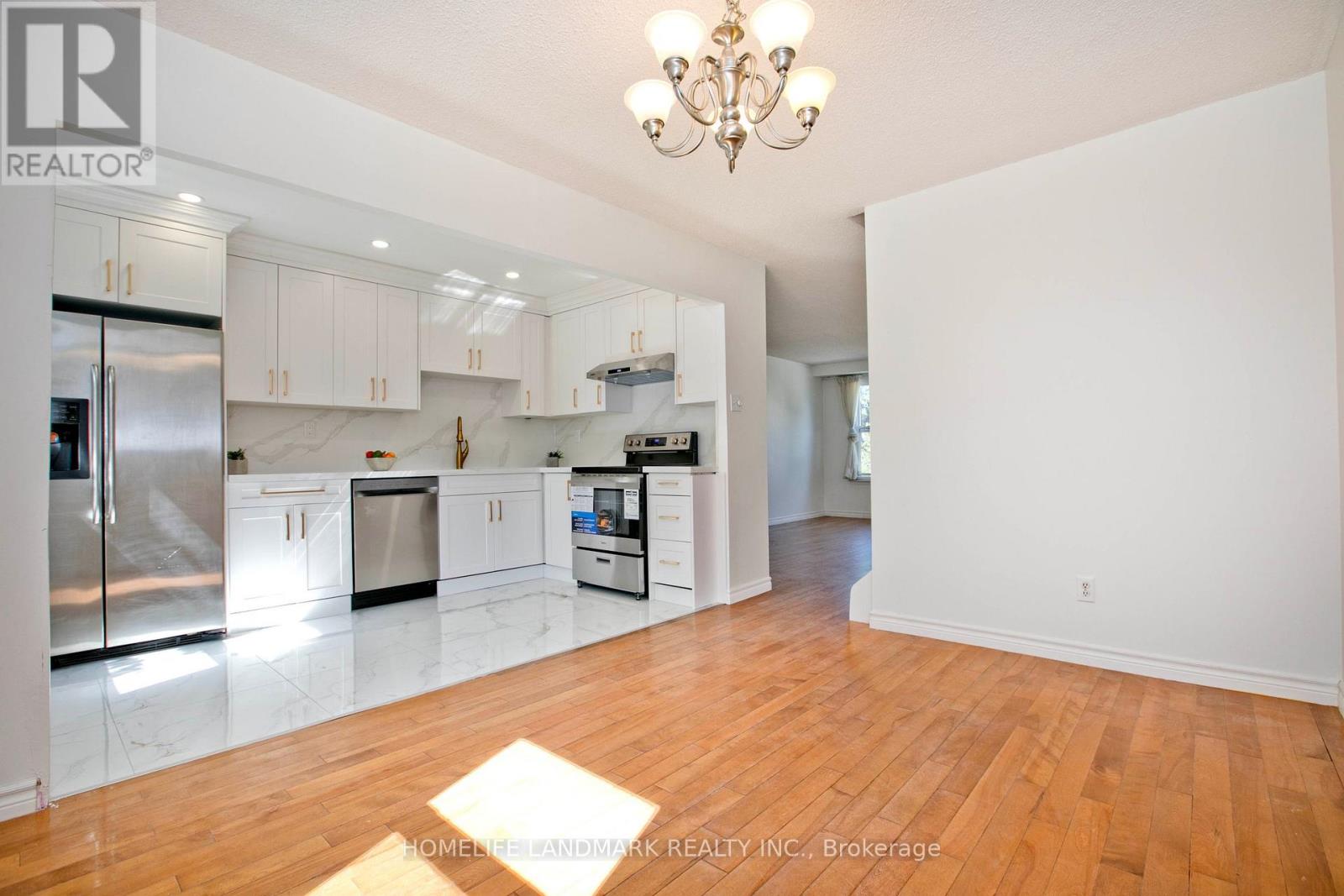 Photo 21 of 1806 John Street, Markham ON